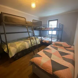 Airport Big With Bathroom Outside - Kitchen Only 7 Days Reservation Dublin